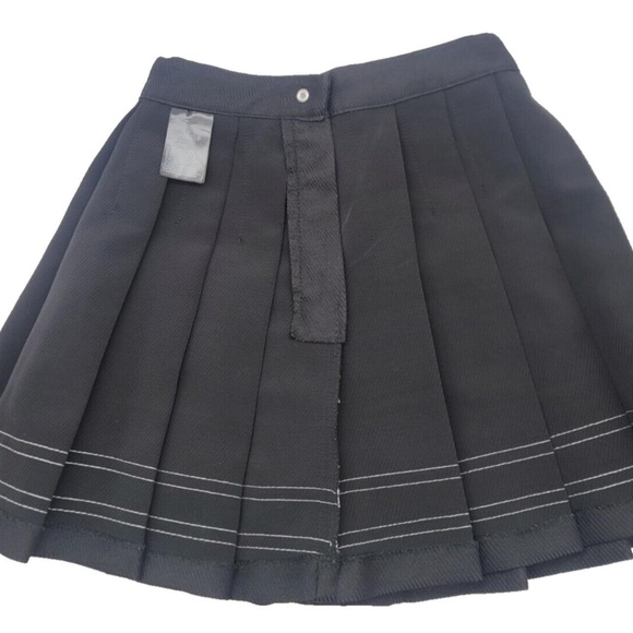 hm divided womens pleated black and white skirt size 4 (s) - Picture 3 of 4